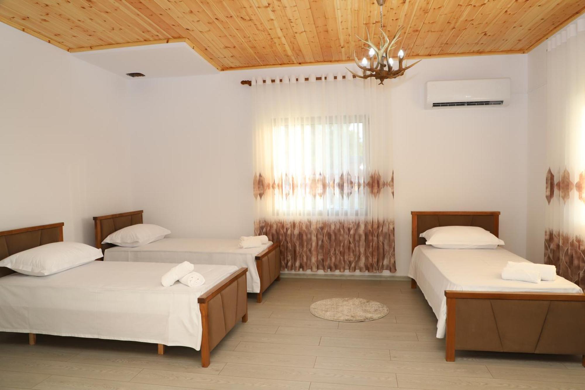 Georgemishel Guest House Berat Exterior foto